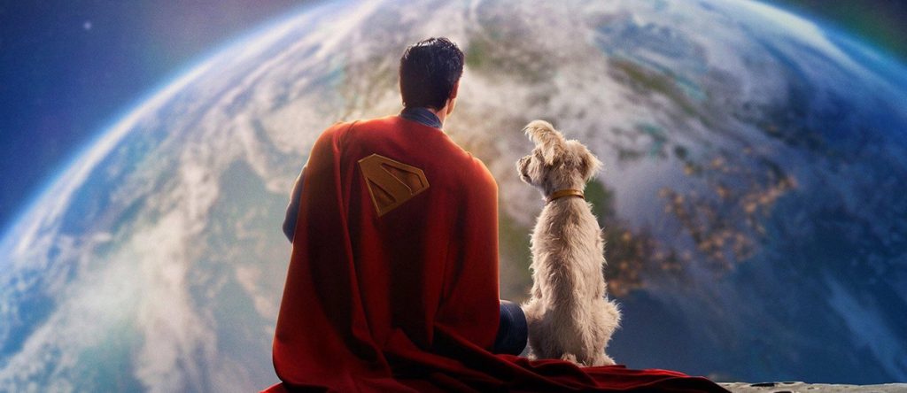 SOB A CAPA VERMELHA — Superman (2025)